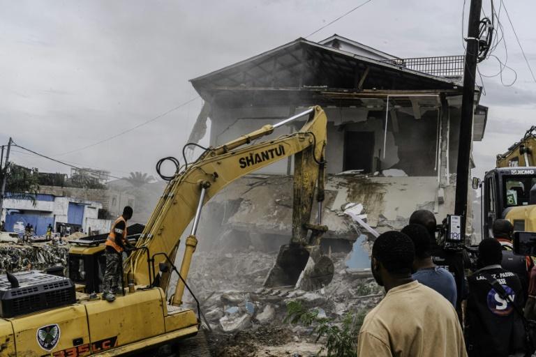 Inondations: A Kinshasa, la guerre contre les "constructions anarchiques"