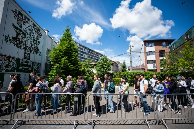 Roumanie: soulagement du camp pro-européen mais pas d