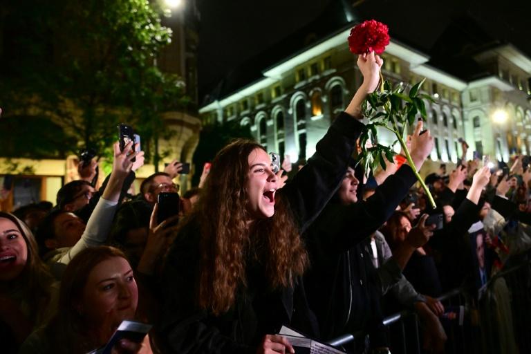 Roumanie: soulagement du camp pro-européen mais pas d