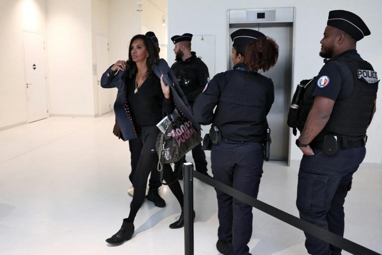 Le procès de la reine des paparazzi Mimi Marchand s
