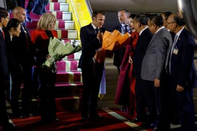 Macron au Vietnam, pays test pour sa "stratégie indopacifique" face à Trump et Xi