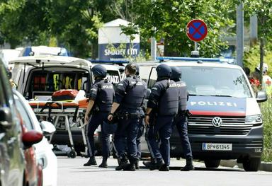 Plusieurs morts dans une école en Autriche après des tirs, selon les médias