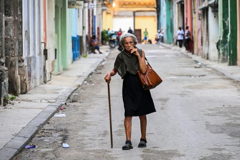 Vieillir à Cuba, un combat quotidien pour subsister