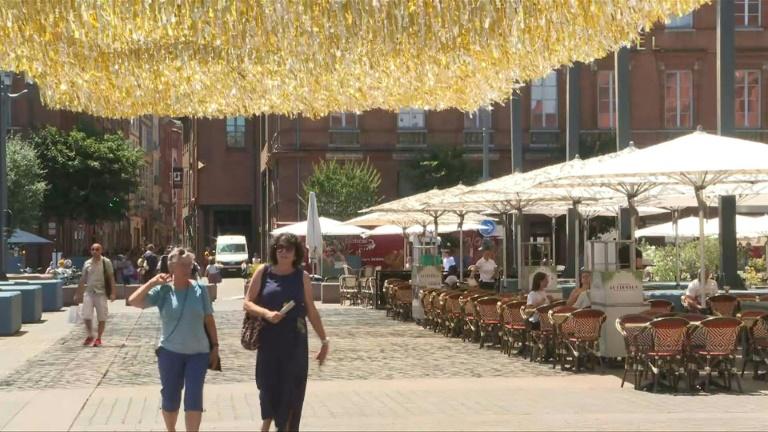 Canicule en France: "du jamais vu" avec 84 départements en vigilance orange