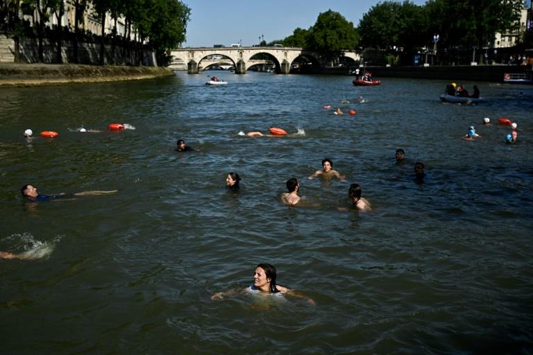 A Paris, la saison de la baignade dans la Seine démarre sous étroite surveillance
