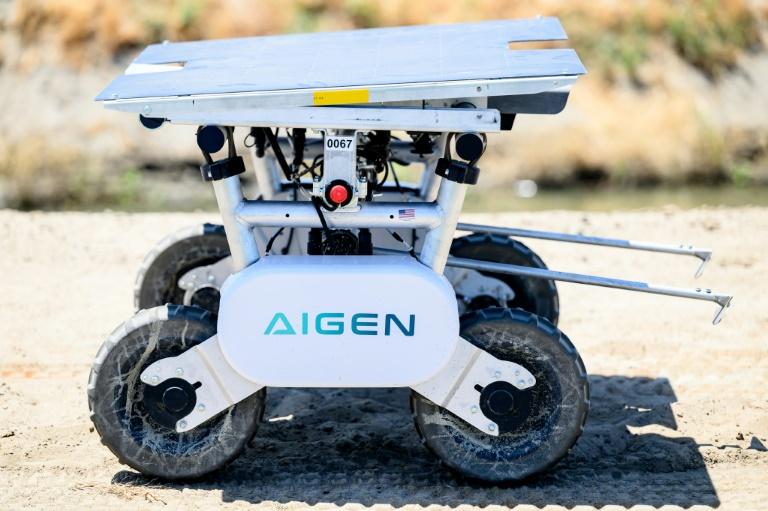 En Californie, des robots désherbants pour limiter l'utilisation des pesticides