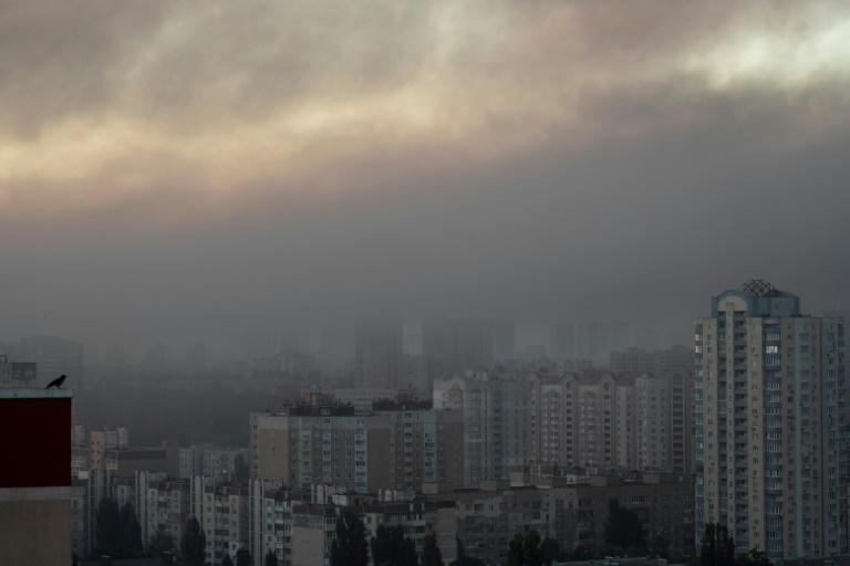 Ukraine: Trump évoque la possibilité de nouvelles sanctions contre Moscou