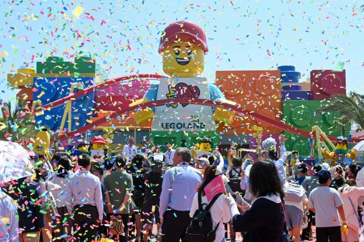 Un premier parc Legoland s'ouvre en Chine, où le tourisme intérieur est en pleine croissance