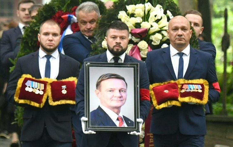 Russie: le suicide apparent d'un ministre sème la peur au sein de l'élite