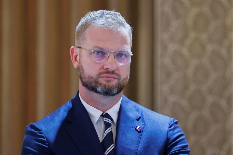 Nouvelle-Calédonie: indépendantistes et non indépendantistes signent un accord "historique"