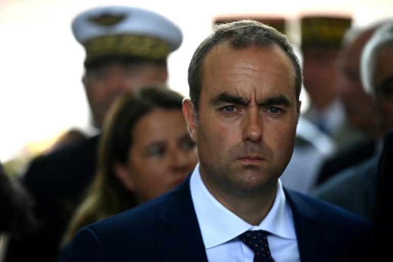 Macron va fixer de nouvelles ambitions de défense face aux menaces