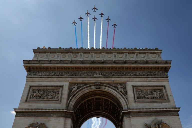 France: un 14-Juillet sous le signe de la "crédibilité" de l