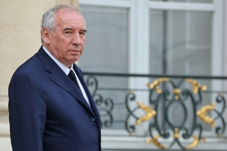 Budget: critiqué de toutes parts, Bayrou veut croire un compromis possible
