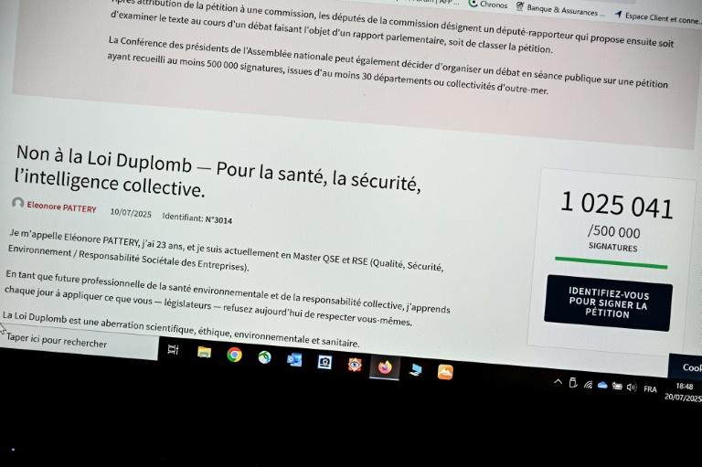 Loi Duplomb: après le succès de la pétition, la gauche promet de se mobiliser au Parlement