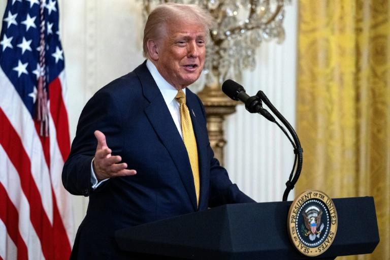 Commerce: Trump annonce un accord "énorme" avec le Japon, l'Europe pourrait suivre