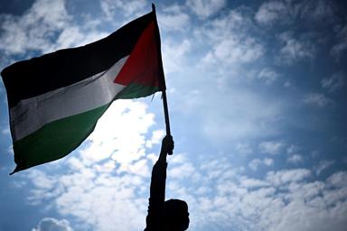 Face aux critiques, la France défend sa décision de reconnaître l'Etat de Palestine