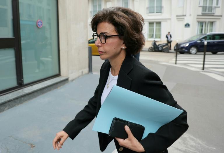 Législative partielle: la bataille de Paris est lancée entre Dati et Barnier