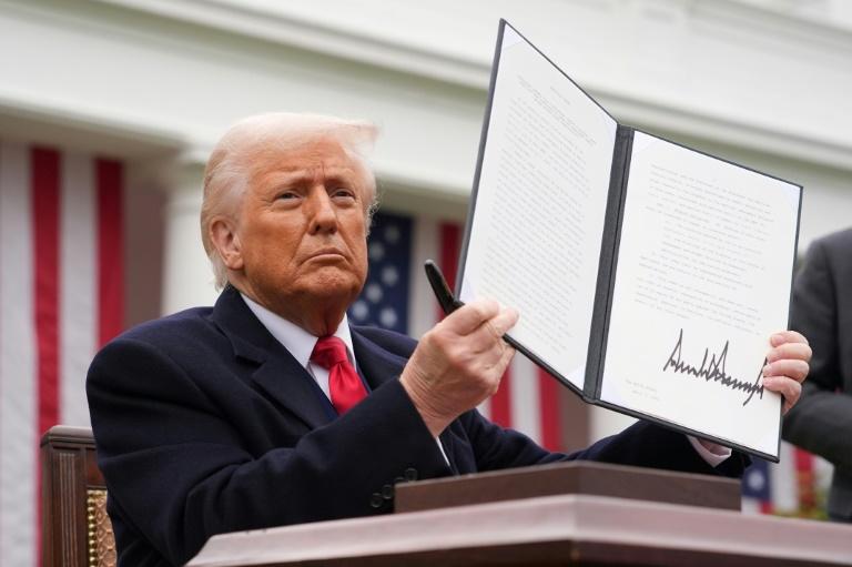 Américains et Chinois se retrouvent en Suède pour maintenir le statu quo commercial