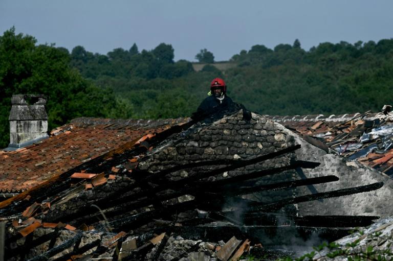 Charente: un mort, 4 disparus, dans l'incendie d'un gîte accueillant des adultes handicapés
