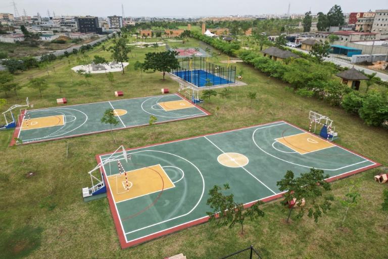 Côte d'Ivoire: à Abidjan, une ancienne décharge transformée en parc urbain