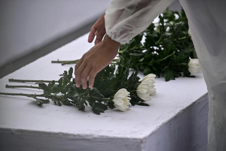 Nagasaki: une cloche restaurée sonne pour marquer les 80 ans de la bombe atomique
