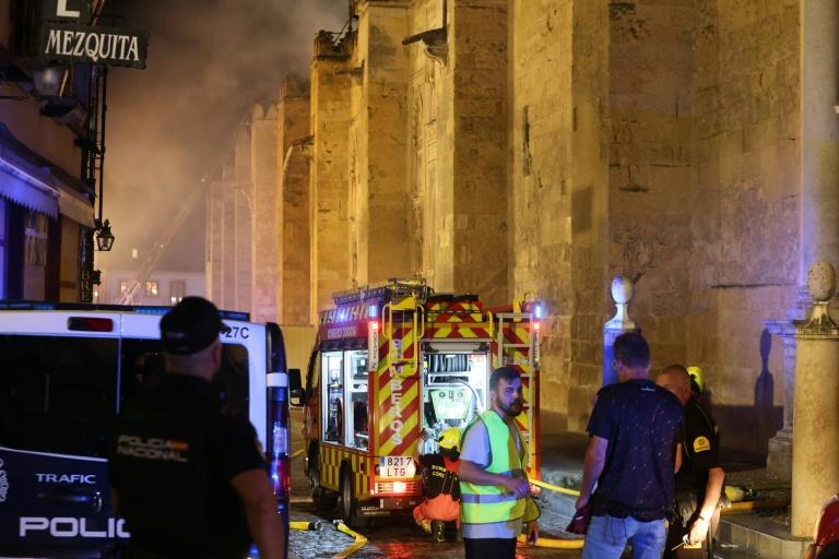 Espagne : la mosquée-cathédrale de Cordoue rouvre après l'incendie