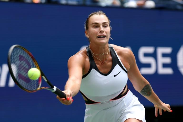 US Open: Djokovic au deuxième tour en grimaçant, Medvedev chute déjà