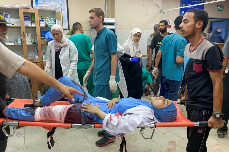 Gaza: quatre journalistes tués dans des frappes sur un hôpital imputées à Israël