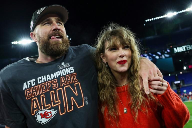Taylor Swift va se marier avec le joueur de football américain Travis Kelce