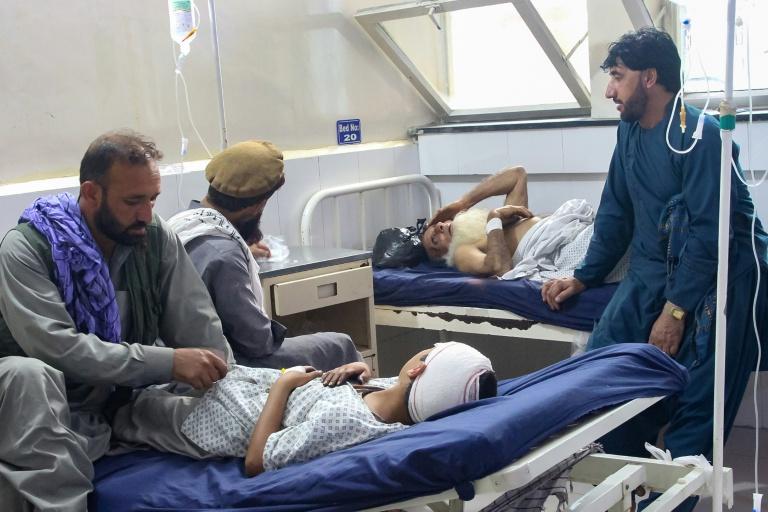 Plus de 800 morts et 2.700 blessés dans un séisme en Afghanistan