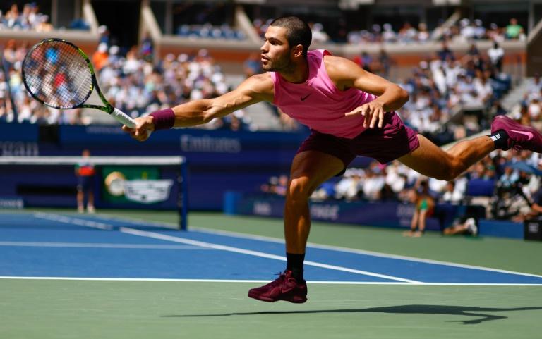 US Open: choc Djokovic-Alcaraz en demi-finale, Sabalenka qualifiée sur forfait