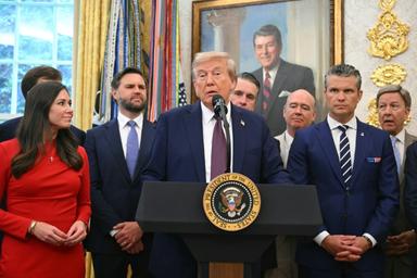 Trump promet une intervention prochaine à Chicago, qui se dresse contre