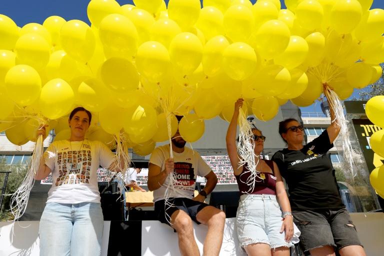 Otages: "dernier avertissement" de Trump au Hamas, qui se dit prêt à négocier