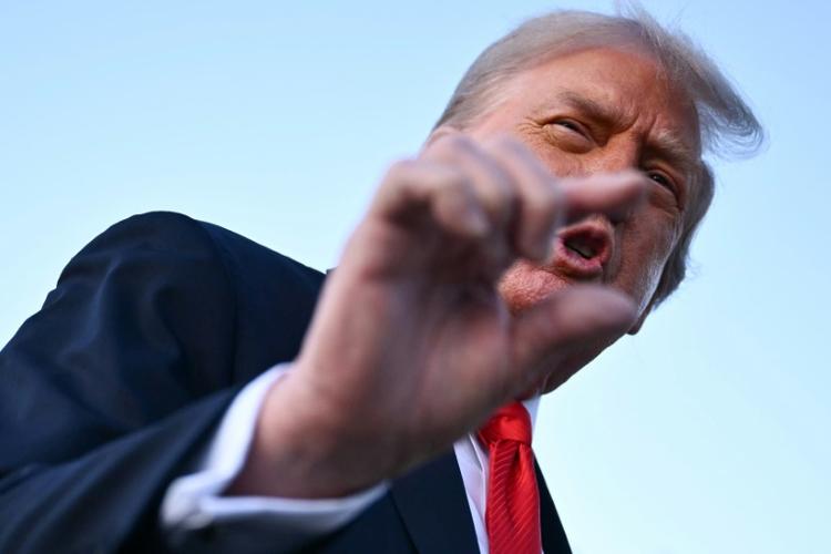 Trump menace la Russie de nouvelles sanctions après l'attaque record contre l'Ukraine