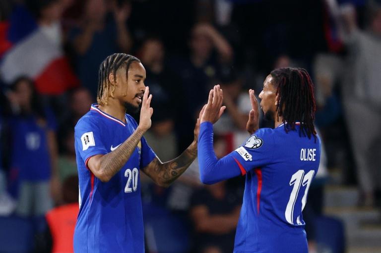 Mondial-2026: la France souffre mais s