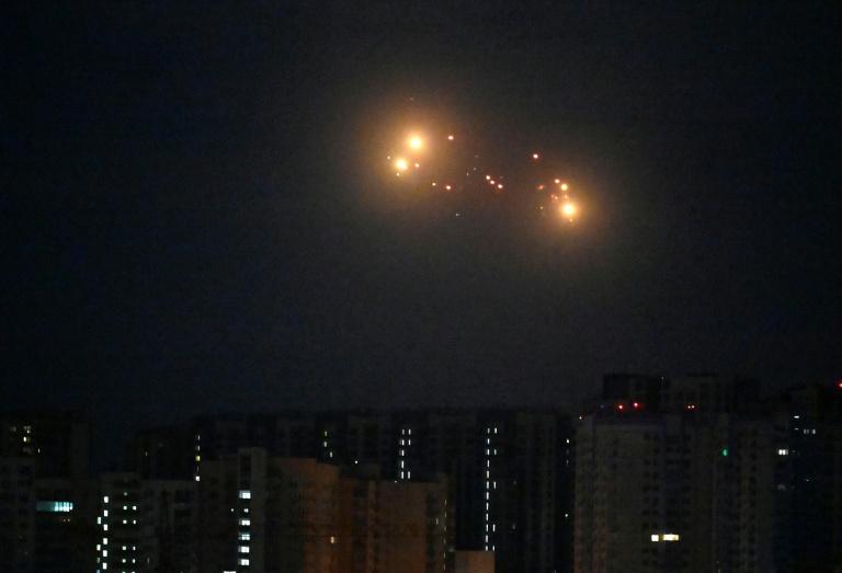 Pologne: l'aviation abat des "objets hostiles" après des violations de l'espace aérien