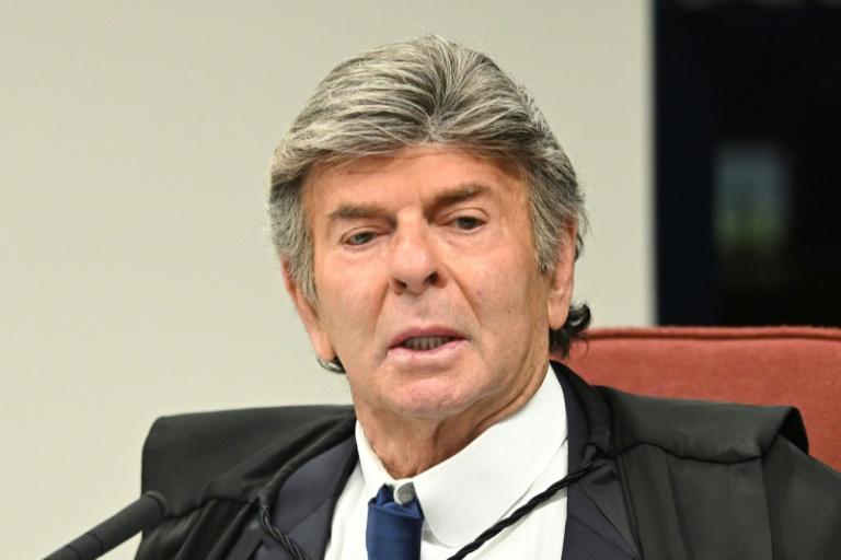 Procès Bolsonaro: un juge démonte le dossier et vote pour l'acquittement