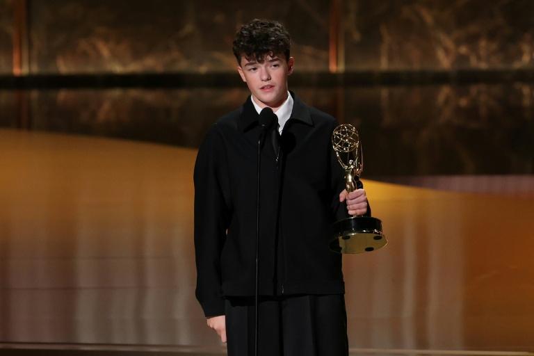 "Adolescence" fait une razzia sur les Emmy Awards
