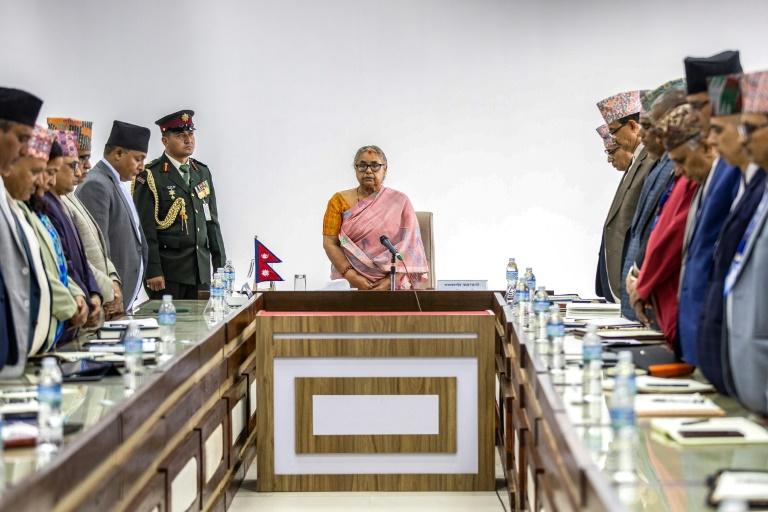 Népal: la nouvelle Première ministre promet de suivre les revendications des manifestants