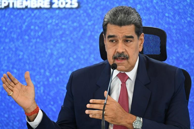 Les Etats-Unis frappent un nouveau bateau de "narcoterroristes" vénézuéliens