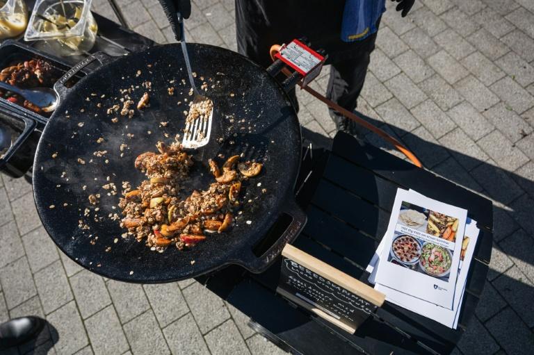 En Suède, remplir ses placards pour se préparer à la guerre