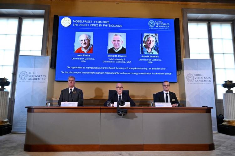Le Nobel de physique récompense un trio pour sa découverte de l'effet tunnel quantique