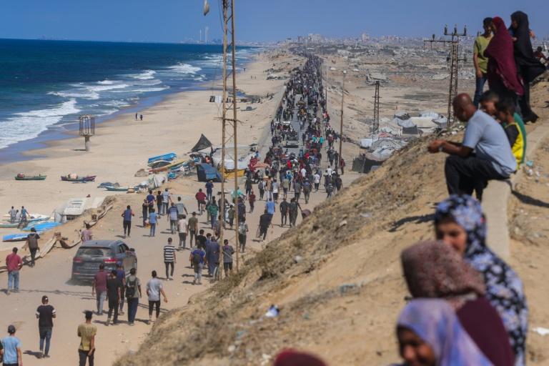 Après deux ans de guerre, les Gazaouis sur les routes pour retrouver leurs maisons