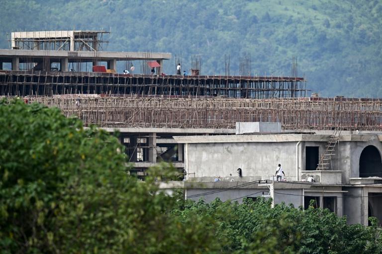 La cyberfraude prospère plus que jamais en Birmanie, avec le concours du Starlink de Musk