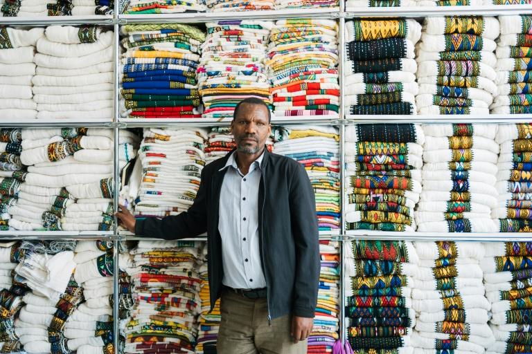 En Éthiopie, le crépuscule des "habesha kemis", les robes tissées main