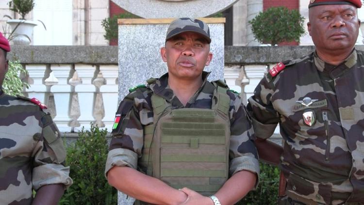 Madagascar: les militaires prennent le pouvoir après un vote de destitution du président