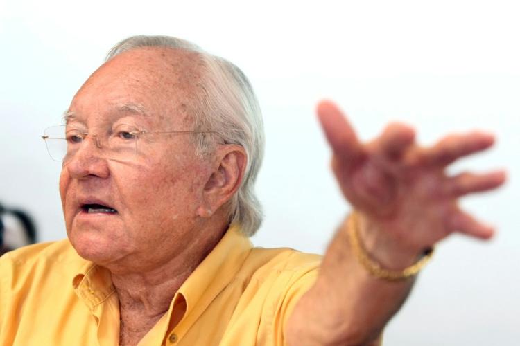 Polynésie: l'ex-président Gaston Flosse auditionné 28 ans après la disparition d'un journaliste