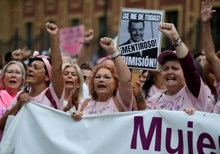 Espagne: forte mobilisation à Séville après des retards de dépistage du cancer du sein