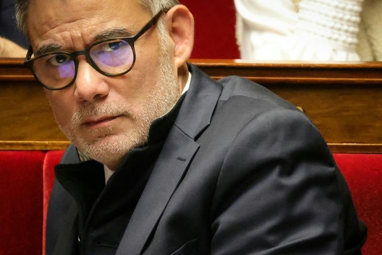 Budget: le PS maintient l'étreinte sur le gouvernement autour de la taxe Zucman