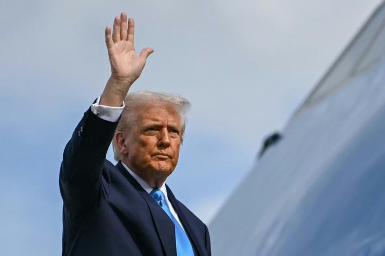 Trump attendu en Corée du Sud avant une rencontre à forts enjeux avec Xi Jinping